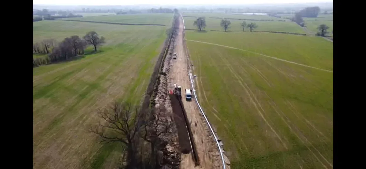 Civils private land large pipeline installation